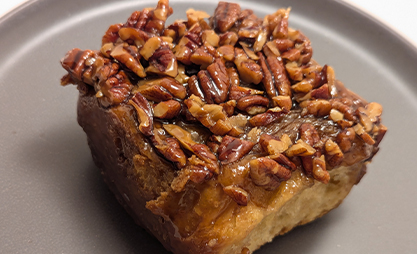 robandsonsbakehouse sticky bun